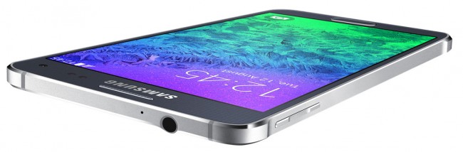 Samsung Galaxy Alpha en color negro vista apaisada