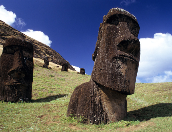 moáis