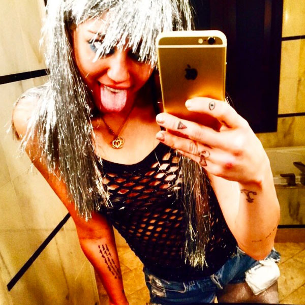 Miley Cyrus, Instagram