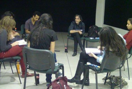 Diego Aramburo inicia su taller de Dirección en Santa Cruz