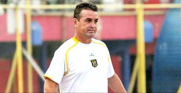Néstor Craviotto estuvo ausente del club por problemas familiares en su natal Argentina