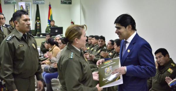 De forma histórica, la coronel Rosario Chávez Alurralde asumió como la segunda autoridad al mando del verde olivo.