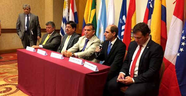Conferencia de prensa de miembros de la Conmebol en Punta del Este donde se reúne para definir algunos temas.