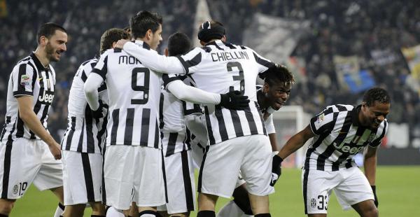 El campeón italiano derrotó como local al Chievo por 2-0. Los goles fueron obra de Tevez y Pogba