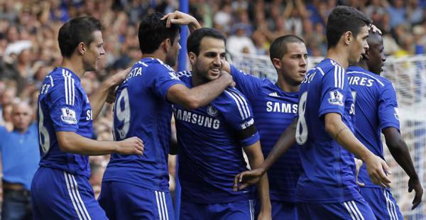 Los jugadores del Chelsea celebran la obtención de la victoria