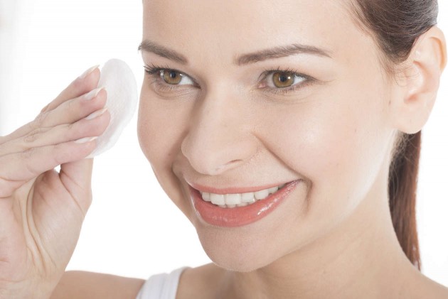 7-beneficios-del-aceite-de-bebe-que-no-conocias-2.jpg