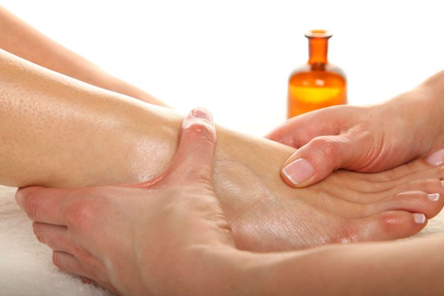 7-beneficios-del-aceite-de-bebe-que-no-conocias-6.jpg