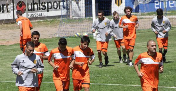 Los jugadores del Tigre no pudieron entrenar en el estadio donde se disputará el partido con Emelec. Los dirigentes del decano boliviano manifestaron que devolverán 'gentilezas'