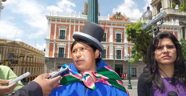 Concepción Ortiz lamenta que algunas autoridades gasten recursos para buscar la reelección.