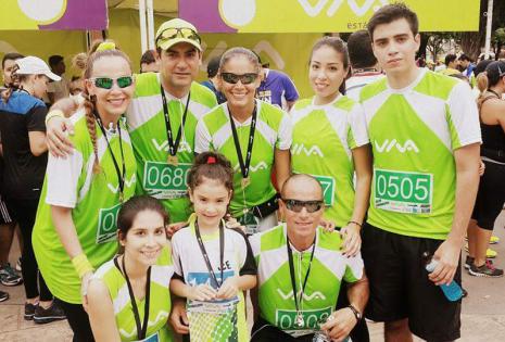 El gusto por el runnig también ha atrapado a sus sobrinos, e incluso las parejas de los Morón son todos unos runners