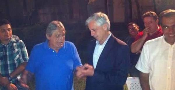 Jaime Paz Zamora y el vicepresidente Álvaro García Linera se encontraron en el festejo de cumpleaños de un senador del MAS