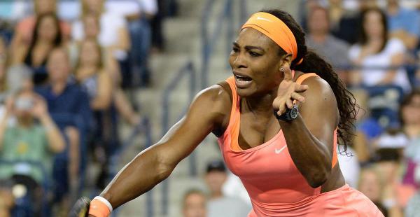 Serena, que hace 14 años, fue abucheada este fin de semana recibió el cariño de la multitud en el estadio Tennis Garden de Indian Wells.