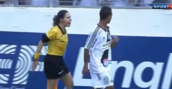 Tatiane Sacilotti es el nombre de la jueza que se hizo respetar con un jugador
