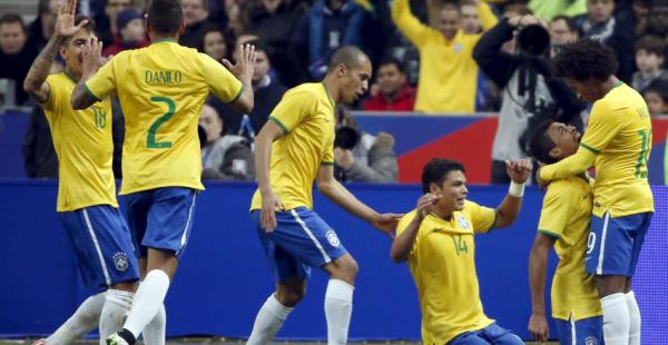 La selección de Brasil continúa invicta en este segundo ciclo al mando de Dunga. Este jueves celebró en Francia