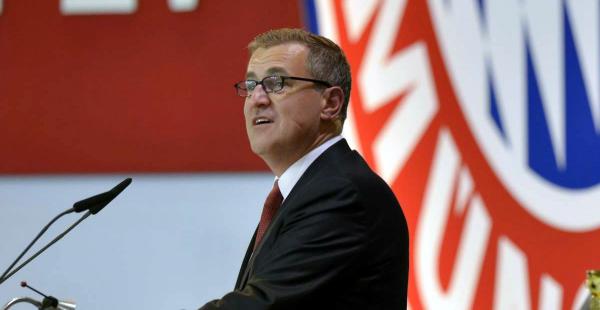 Jan-Christian Dreesen es el director financiero del Bayern Múnich hizo el anuncio a la revista Kicker
