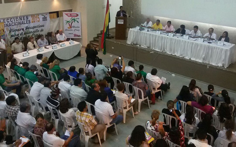 Candidatos-a-gobernador-presentan-sus-planes-en-Foro-cruceno-