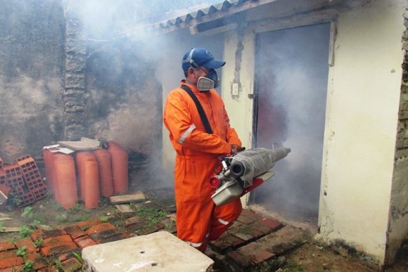 Villa Primero de Mayo: realizan bloqueo epidemiológico por casos positivos de Chikungunya