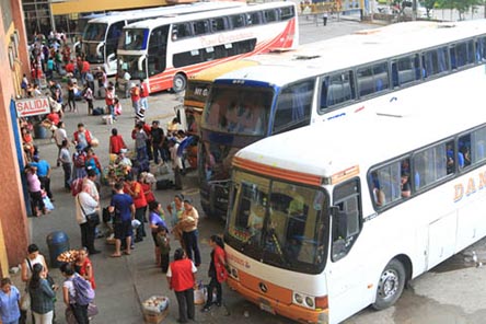 Gran demanda de pasajes por el feriado largo del Día del Trabajo 