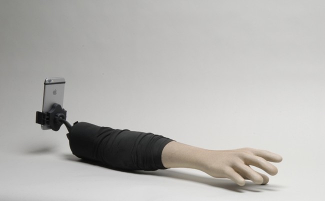 Selfie Arm2