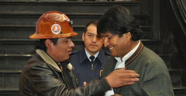 Los trabajadores rechazaron la propuesta inicial de un siete por ciento y el diálogo había ingresado a cuarto intermedio.