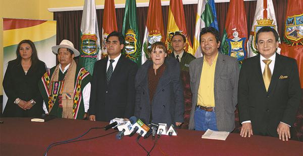 los más cuestionados los vocales del tribunal electoral