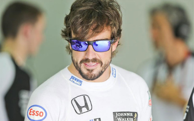 Fernando Alonso nos muestra en este vídeo cómo trabaja en el gimnasio.