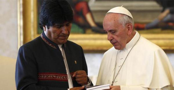 En la última visita de Morales al Vaticano le regaló un presente al pontífice argentino
