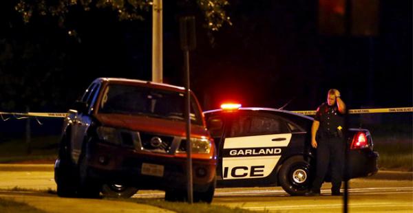 La Policía revisó el vehículo en el que se transportaban los atacantes ante el temor de la existencia de una bomba en su interior