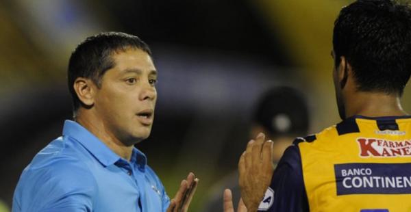El técnico paraguayo fue recomendado por el capitán aurinegro Pablo Escóbar