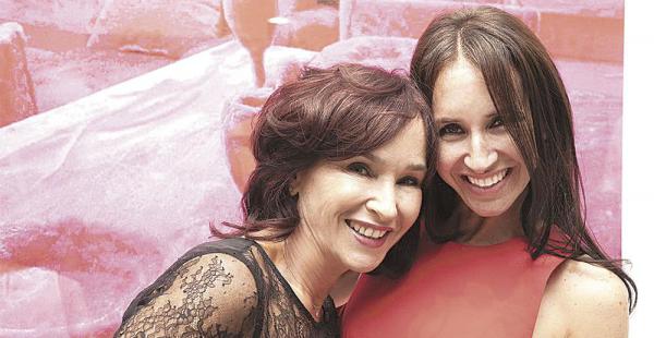 Lo que se hereda . Las madres transmiten a sus hijas habilidades, caracter, gustos, preferencias, valores y personalidad