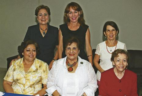 ‘Pimpa’ de Saucedo, Elizabeth Parada, Maely Soriano, ‘Chachi’ Saucedo, Arlinda Álvarez y Gaby Roca