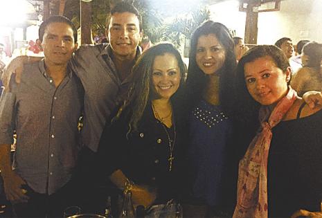 Vladimir Chirino, Deiby Del Granado, Katherine Aguilera, Yohana y Lidia Justiniano