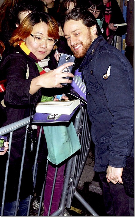 James-McAvoy-Photos-With-Fans