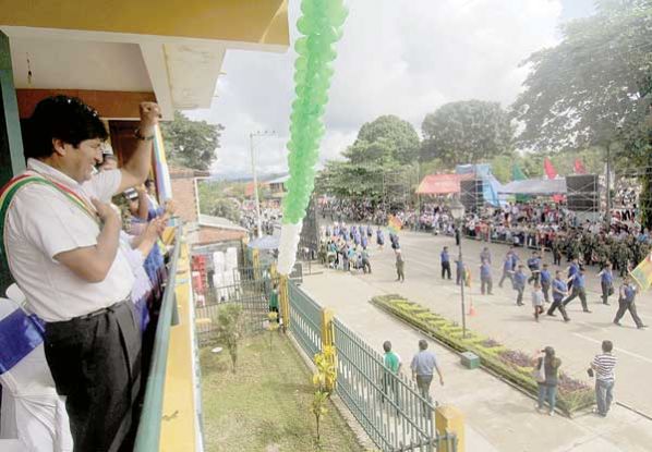 EL PRESIDENTE MORALES SE DIRIGIÓ A VILLA TUNARI CON UN DISCURSO DE MÁS DE MEDIA HORA, AYER. ABI