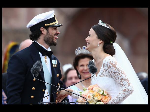 La hermosa reacci&oacute;n de Carlos Felipe de Suecia al casarse