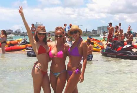 Los cuerpos esculturales de estas 'barbies' se lucieron en Miami
