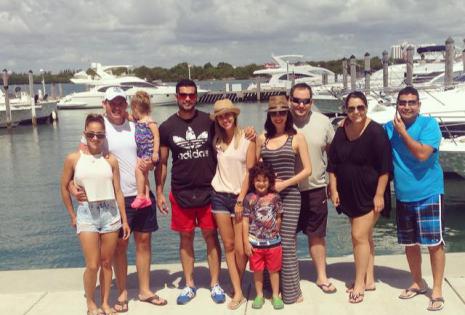 El grupo completo: Nicole Pulino, Rodrigo Saucedo, Davinia Fernández,Diego parada, Fernanda Suárez, Luis Montenegro, Tatiana Tarradelles y Ronny roca