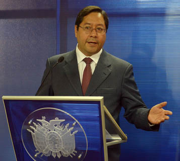 Ministro-Arce-pide-que-el-Padre-Mateo-admita-su-error