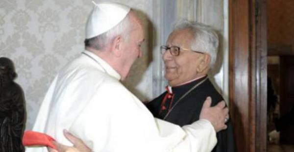 El papa Francisco y el cardenal Julio Terrazas en un encuentro que sostuvieron en Italia a finales de 2013.