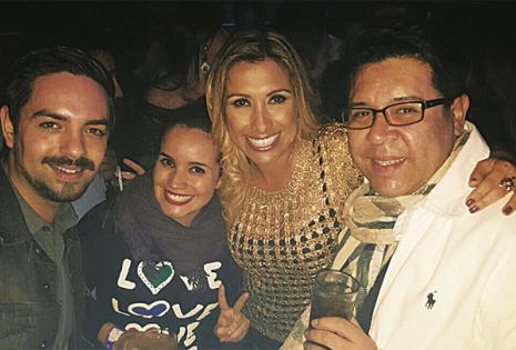 Fernando Eid Saba, Oriana Arredondo  y Marcelo Rojas, posando con la cumpleañera