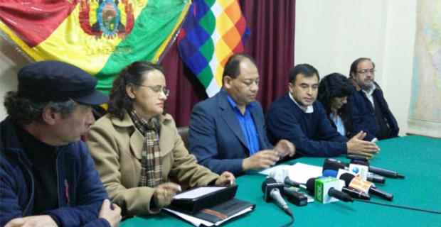 Los ministros lamentan la ausencia de los dirigentes cívicos de Potosí