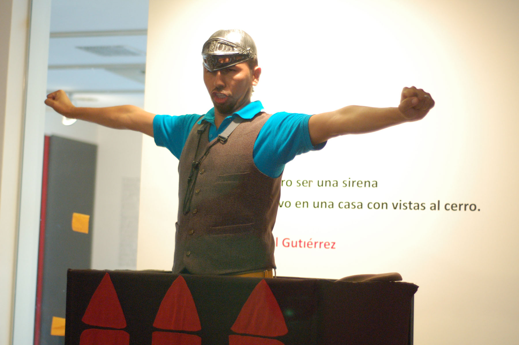 Cuenta Cuentos con César Estrada