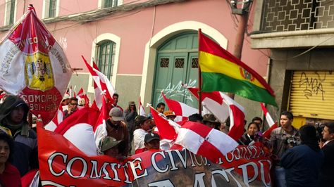 Marcha de Comcipo, en el centro paceño