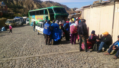 La población que desea ir a los Yungas se ve perjudicada. Foto: Terminal Minasa  