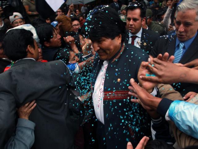 Campesinos leales a Evo Morales plantean la reelección "vitalicia"