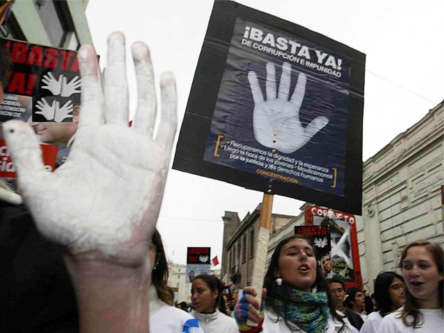 Más de 100 procesados por corrupción tienen orden de captura internacional