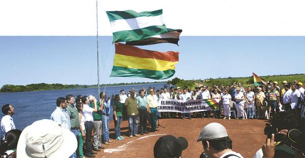 Los integrantes de la caravana se comprometieron a continuar con el apoyo a esta propuesta de desarrollo de Mutún y Puerto Busch que beneficiará a todos los bolivianos