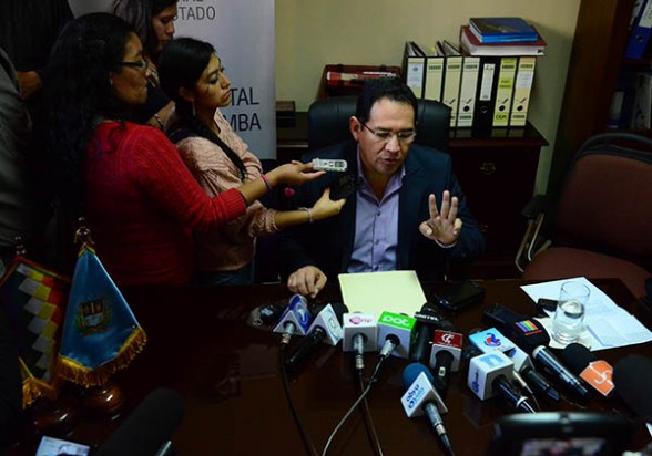 El fiscal general del Estado, Ramiro Guerrero, en el acto de posesión de los fiscales, ayer. - Daniel James Los Tiempos El fiscal general del Estado, Ramiro Guerrero, en el acto de posesión de los fiscales, ayer. - Daniel James Los Tiempos