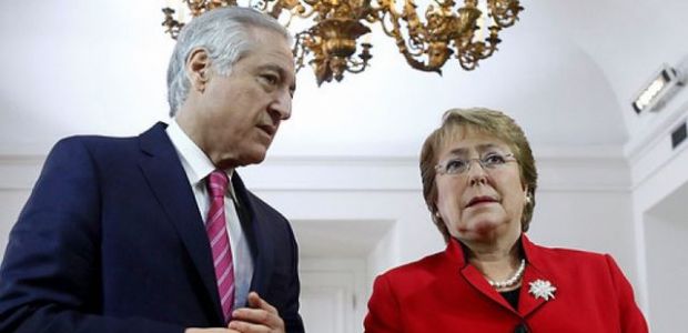 El canciller chileno y la presidenta Bachelet.