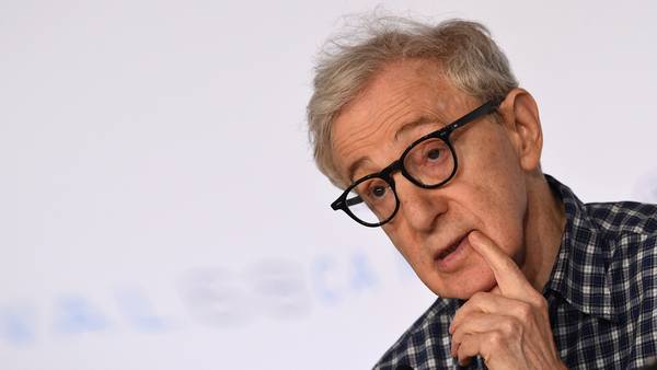Algo frágil. Woody Allen, que cumple 80 en diciembre, con la prensa. AFP